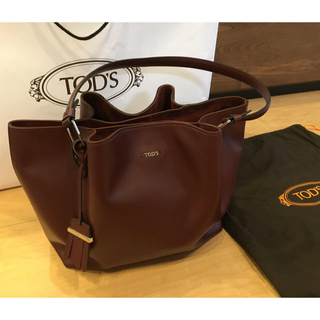 TODS フラワーバッグ