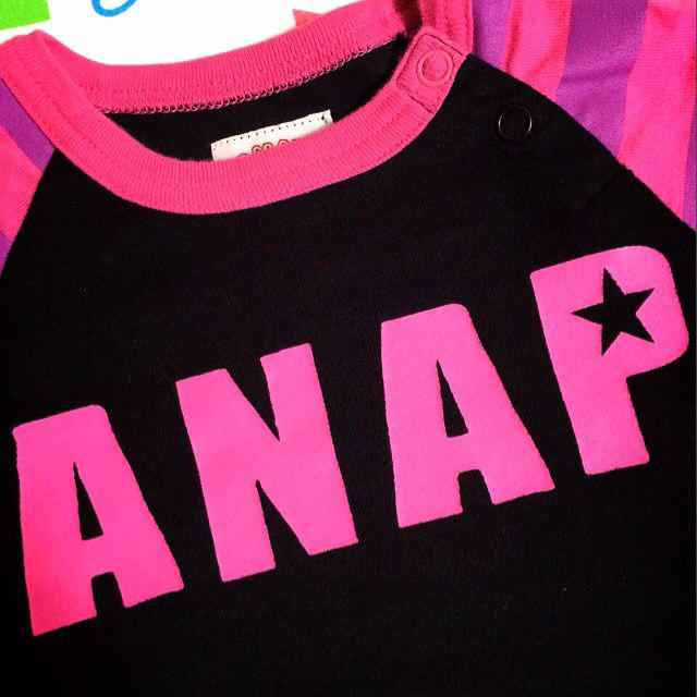 ANAP Kids(アナップキッズ)のANAP KIDS Tシャツ 新品 90 キッズ/ベビー/マタニティのキッズ服男の子用(90cm~)(その他)の商品写真