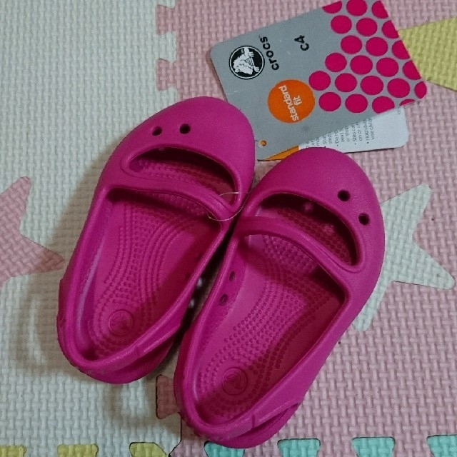 crocs(クロックス)のクロックス＊c4 キッズ/ベビー/マタニティのベビー靴/シューズ(~14cm)(サンダル)の商品写真