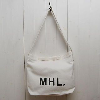 マーガレットハウエル(MARGARET HOWELL)のMHL. HEAVY CANVAS ショルダーバッグ 白(ショルダーバッグ)