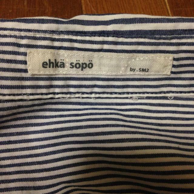 SM2(サマンサモスモス)のストライプシャツ レディースのトップス(シャツ/ブラウス(半袖/袖なし))の商品写真