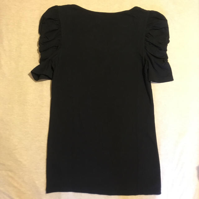 ZARA(ザラ)のZARA【中古】Ｔシャツ レディースのトップス(Tシャツ(半袖/袖なし))の商品写真