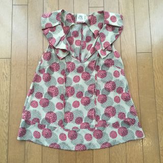 美品 AtticandBarn花柄ノースリーブ(シャツ/ブラウス(半袖/袖なし))