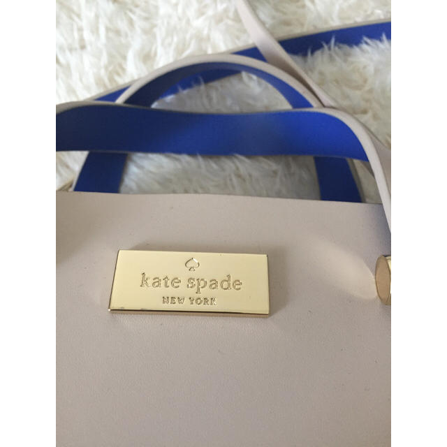 kate spade new york(ケイトスペードニューヨーク)の★最終値下げ★ケイトスペード ショルダーバッグ ベージュ レディースのバッグ(ショルダーバッグ)の商品写真