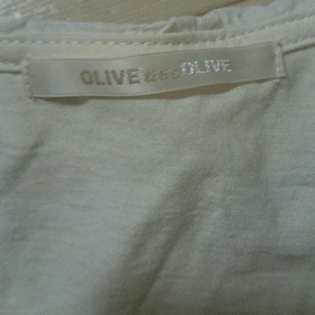 OLIVEdesOLIVE(オリーブデオリーブ)のオリーブ 丸襟タンクトップ レディースのトップス(カットソー(半袖/袖なし))の商品写真