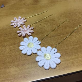 お花のアクセ(イヤリング)