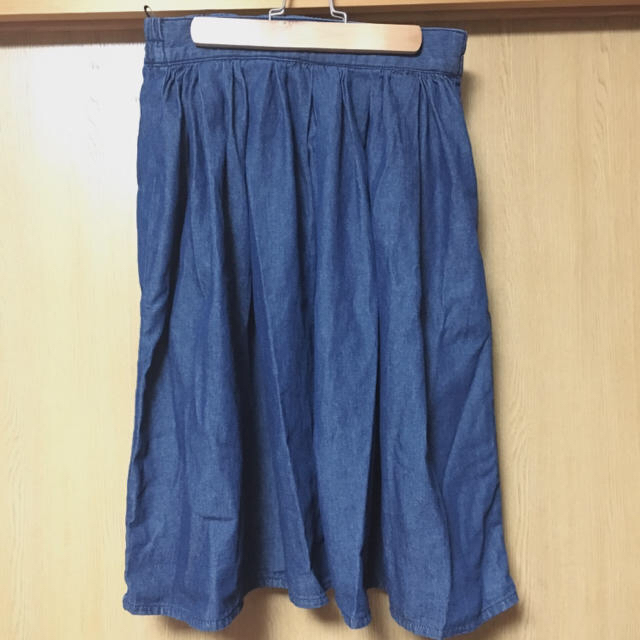 しまむら(シマムラ)のスカート★デニム★ミモレ丈 レディースのスカート(ひざ丈スカート)の商品写真