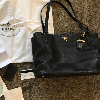 Prada 三田アウトレット購入 Prada プラダトートバッグ 黒の通販 ラクマ Prada 三田アウトレット購入 Prada プラダトートバッグ 黒の通販 ラクマ