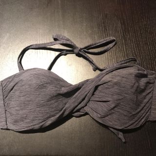 エイチアンドエム(H&M)のH&M 未使用 新品  シンプルビキニ トップ(水着)