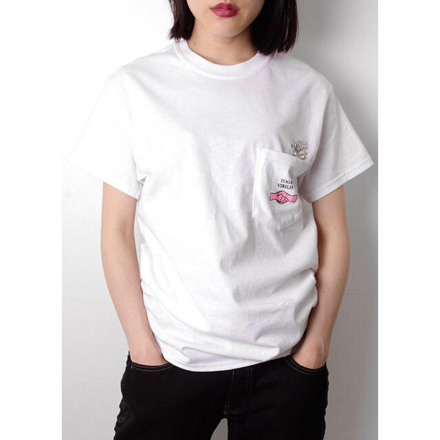 TOGA(トーガ)のTOGA VIRILIS STUDS PRINT TEE レディースのトップス(Tシャツ(半袖/袖なし))の商品写真