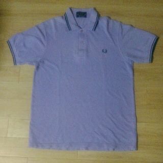 フレッドペリー(FRED PERRY)の【比較的美品】FRED PERRYポロシャツ(パープル)　※サイズL(ポロシャツ)