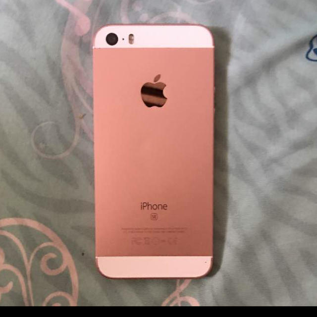 iPhoneSEローズピンク by みい's shop|ラクマ ジャンク品の通販 限定品新作