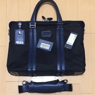 トゥミ(TUMI)の新品同様品 TUMI  68415DNYE 日本限定スリム・ブリーフ(ビジネスバッグ)