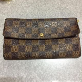 ルイヴィトン(LOUIS VUITTON)の正規品ヴィトン財布(財布)