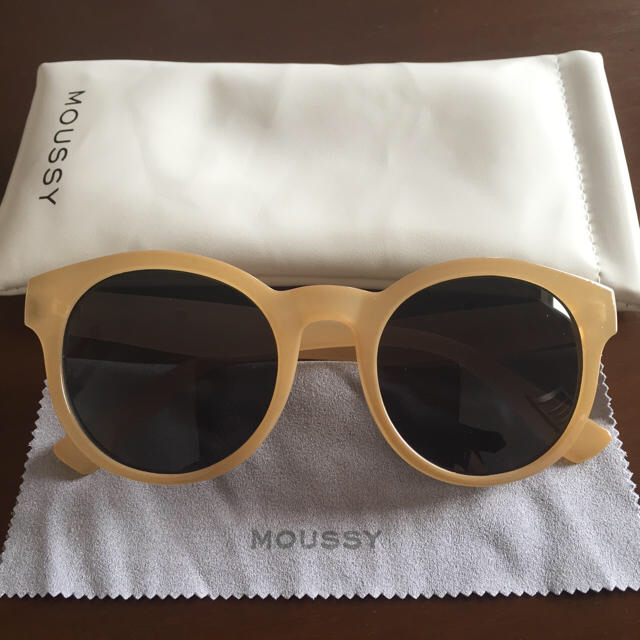 moussy(マウジー)のmoussy COLOR EYE WEAR レディースのファッション小物(サングラス/メガネ)の商品写真