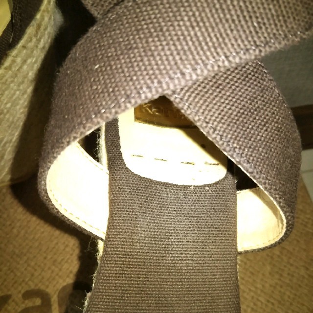 URBAN RESEARCH(アーバンリサーチ)のkanna　サンダル　36サイズ レディースの靴/シューズ(サンダル)の商品写真