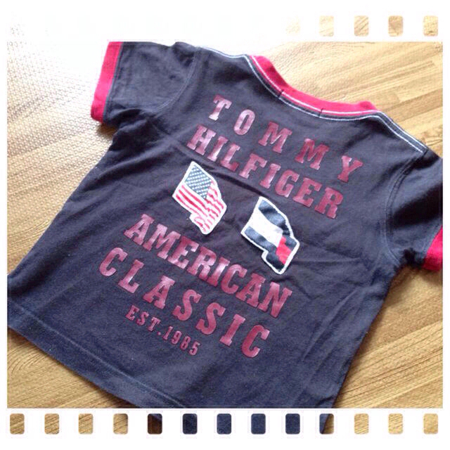 TOMMY HILFIGER(トミーヒルフィガー)の値下げ＊TOMMY＊Tシャツ キッズ/ベビー/マタニティのキッズ服男の子用(90cm~)(その他)の商品写真