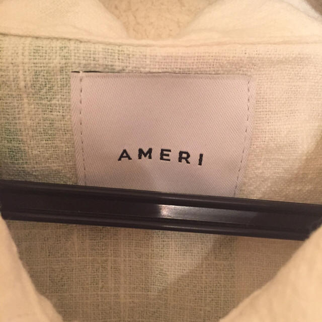 Ameri VINTAGE(アメリヴィンテージ)のAMERI アメリ トップス  麻シャツ レディースのトップス(シャツ/ブラウス(半袖/袖なし))の商品写真
