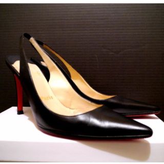 クリスチャンルブタン(Christian Louboutin)の★クリスチャンルブタン ポインテッドトゥ バックストラップ レザー パンプス黒★(ハイヒール/パンプス)