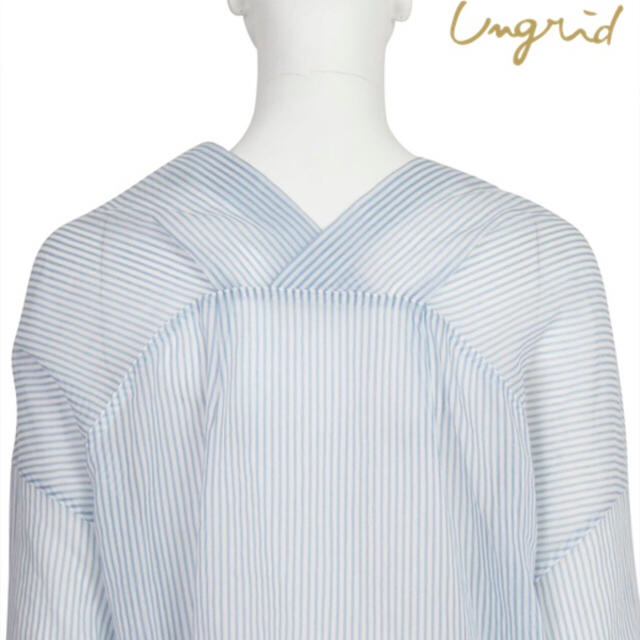 Ungrid(アングリッド)のungridノーカラーデザインシャツ レディースのトップス(シャツ/ブラウス(長袖/七分))の商品写真