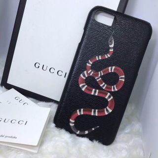 グッチ(Gucci)の【新品/未使用】新作!! ♡GUCCI♡ グッチ  蛇柄 iPhone7ケース(iPhoneケース)