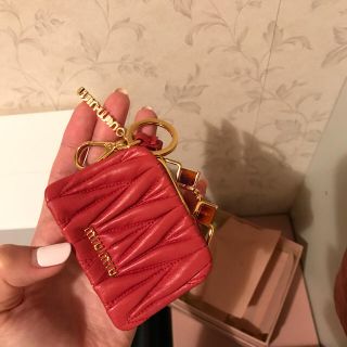 ミュウミュウ(miumiu)のmiumiu wallet.(財布)