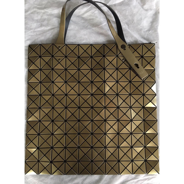 ISSEY MIYAKE(イッセイミヤケ)のBAOBAO イッセイミヤケ レディースのバッグ(トートバッグ)の商品写真