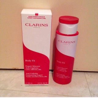 クラランス(CLARINS)の専用‼︎プロフィール見てね様の専用‼︎クラランス ボディフィット セルライト(ボディクリーム)