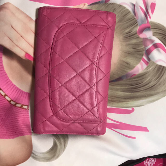 CHANEL(シャネル)のCHANEL♡ピンクマトラッセ長財布ここあ様 メンズのファッション小物(長財布)の商品写真