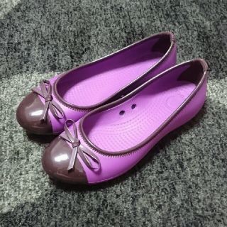 クロックス(crocs)の★B'z大好き様専用★クロックス(バレエシューズ)