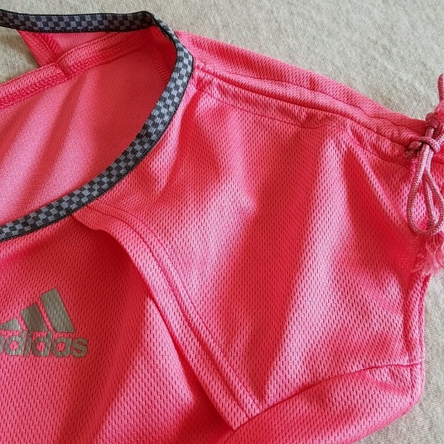 adidas(アディダス)のadidas☆ランニングTシャツ スポーツ/アウトドアのランニング(ウェア)の商品写真