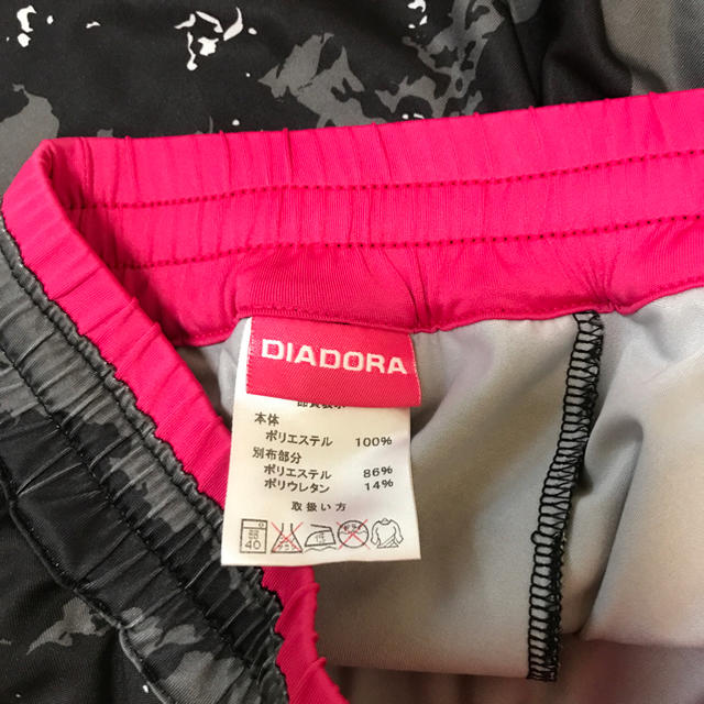 DIADORA(ディアドラ)のまりあ様/ DIADORA スコート Lサイズ ♣︎ スポーツ/アウトドアのテニス(ウェア)の商品写真