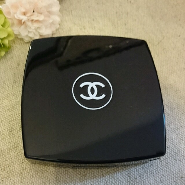 CHANEL(シャネル)のCHANEL アイシャドウ コスメ/美容のベースメイク/化粧品(アイシャドウ)の商品写真