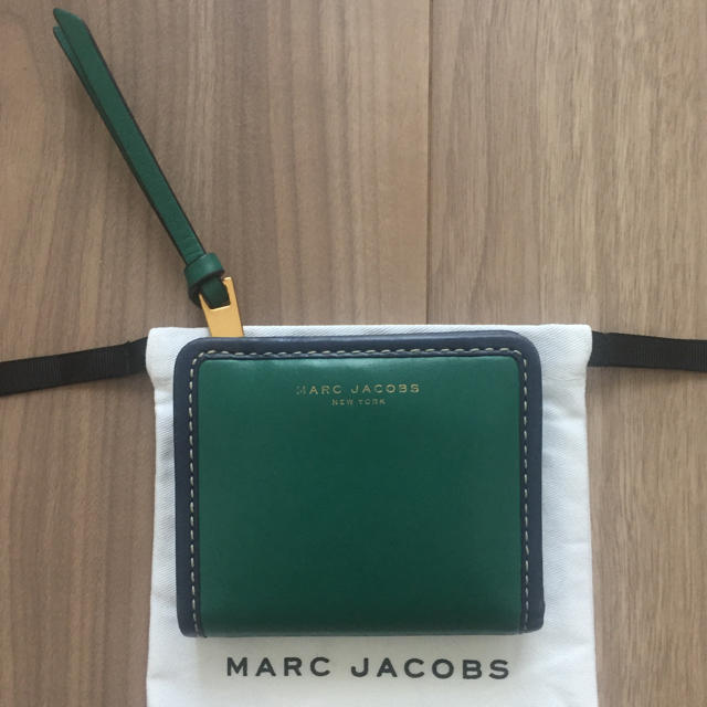 MARC JACOBS(マークジェイコブス)のMARC JACOBS ミニ財布 レディースのファッション小物(財布)の商品写真