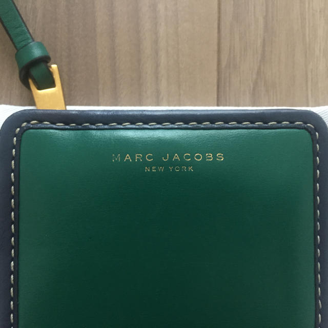 MARC JACOBS(マークジェイコブス)のMARC JACOBS ミニ財布 レディースのファッション小物(財布)の商品写真