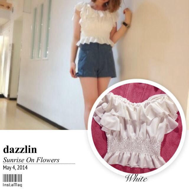 dazzlin(ダズリン)のウエストギャザーフリルトップス(w) レディースのトップス(シャツ/ブラウス(半袖/袖なし))の商品写真