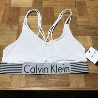 カルバンクライン(Calvin Klein)の新品未使用 カルバンクライン スポーツブラ(ブラ)