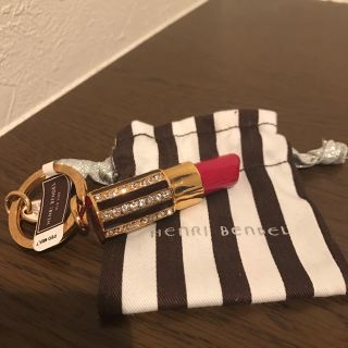 ヘンリベンデル(Henri Bendel)のヘンリベンデルリップ型キーリング(キーホルダー)