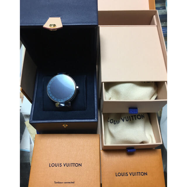 LOUIS VUITTON(ルイヴィトン)のルイヴィトン タンブール ホライゾン グラフィット メンズの時計(腕時計(デジタル))の商品写真