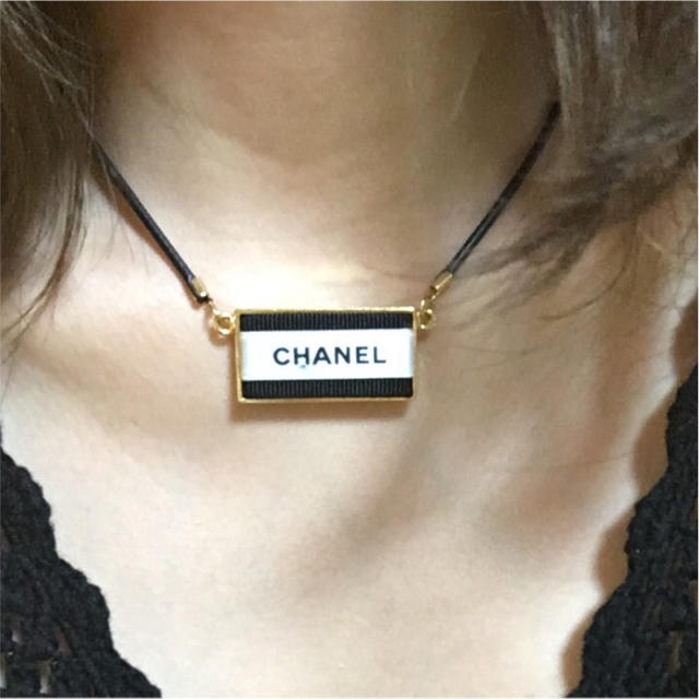 CHANEL(シャネル)の値下げします！CHANEL クリアバッグ＆チョーカー レディースのバッグ(ショルダーバッグ)の商品写真