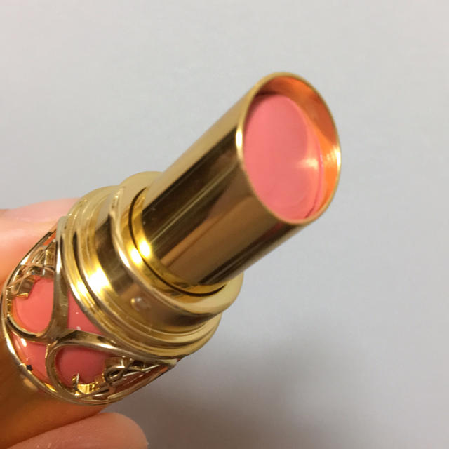 Yves Saint Laurent Beaute(イヴサンローランボーテ)のYSL 口紅 ルージュ ヴォリュプテ シャイン No.15 コスメ/美容のベースメイク/化粧品(口紅)の商品写真