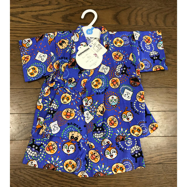 新品 アンパンマン 甚平 80㎝ キッズ/ベビー/マタニティのベビー服(~85cm)(甚平/浴衣)の商品写真