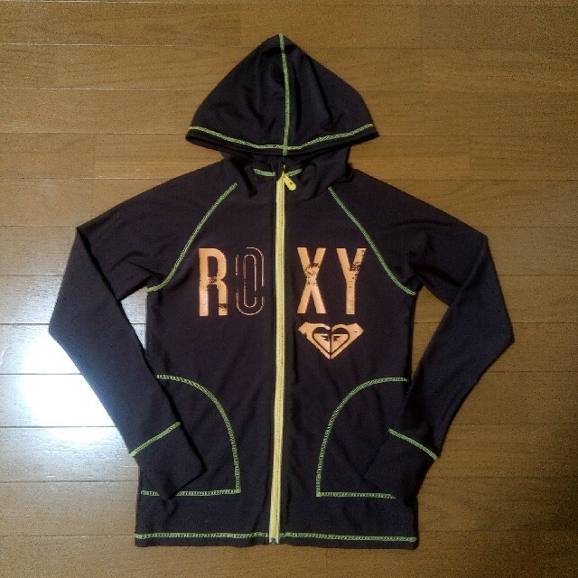 Roxy(ロキシー)のROXY　ジップアップ　ラッシュガード　美品 レディースの水着/浴衣(水着)の商品写真