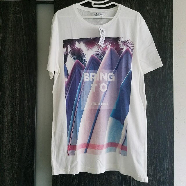 Bershka(ベルシュカ)のBershka Tシャツ メンズのトップス(Tシャツ/カットソー(半袖/袖なし))の商品写真