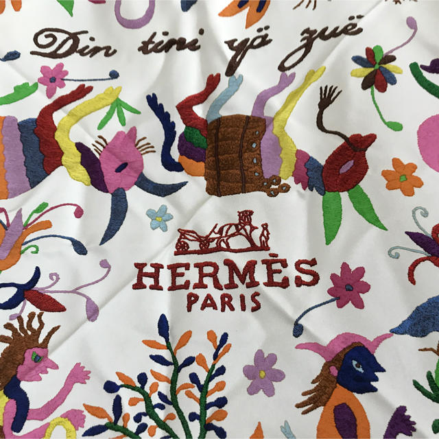 Hermes(エルメス)のももこ様専用エルメス大判スカーフ。正規品。 レディースのファッション小物(バンダナ/スカーフ)の商品写真