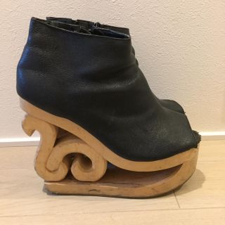 ジェフリーキャンベル(JEFFREY CAMPBELL)のスケートシューズ(ブーティ)