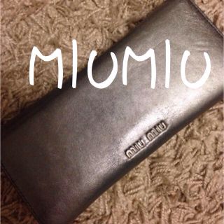 ミュウミュウ(miumiu)のMIUMIU 長財布(財布)