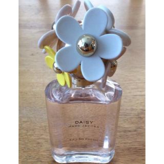 マークバイマークジェイコブス(MARC BY MARC JACOBS)のMarc By Jacobs Daisy (香水(女性用))