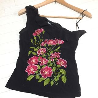 ドルチェアンドガッバーナ(DOLCE&GABBANA)の新品 DOLCE＆GABBANA シルクフリルキャミソール (キャミソール)