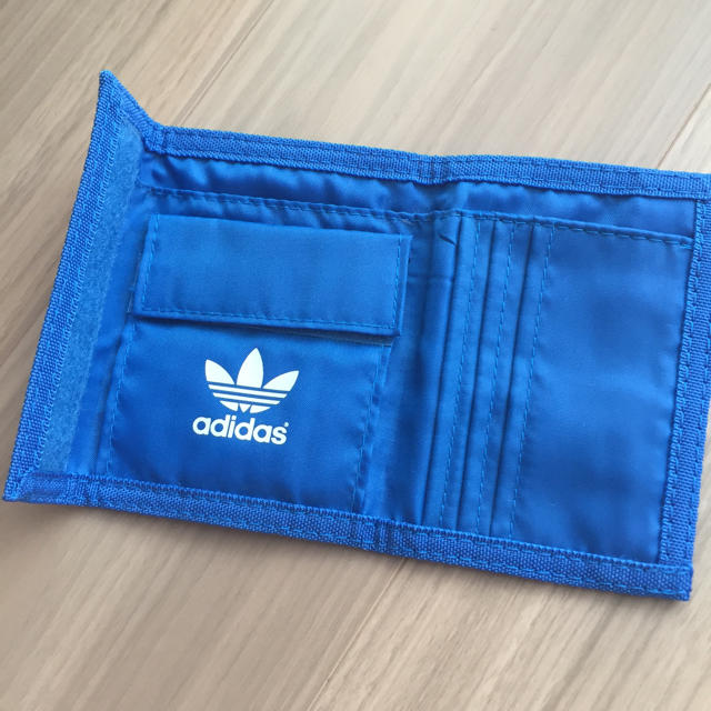 adidas(アディダス)のレア★アディダス オリジナルス 財布 キッズ/ベビー/マタニティのこども用ファッション小物(財布)の商品写真